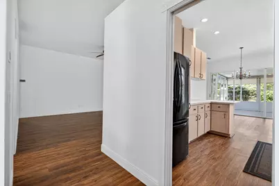 1065 Bedford Avenue, Palm Beach Gardens, FL 33403 - Photo 6