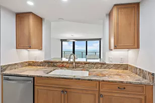 3000 N Ocean Dr, Riviera Beach, FL 33404 - Photo 8