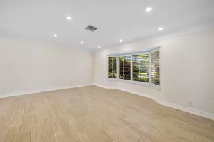 1061 NW 3rd St, Boca Raton, FL 33486 - Photo 14