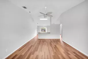 1566 SW Bellevue Ave, Port Saint Lucie, FL 34953 - Photo 10