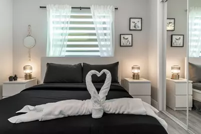 1051 SW 32 Court #1, Fort Lauderdale, FL 33315 - Photo 4