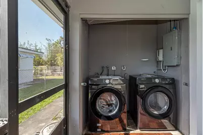 1051 SW 32 Court #1, Fort Lauderdale, FL 33315 - Photo 10