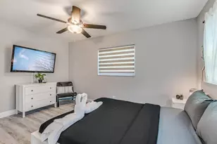 1051 SW 32nd Ct, Fort Lauderdale, FL 33315 - Photo 6