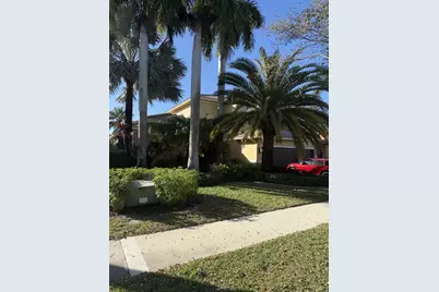 7689 NW 117th Lane, Parkland, FL 33076 - Photo 2