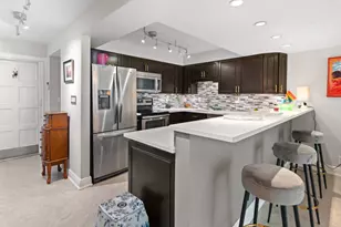 842 NE 20th Dr, Wilton Manors, FL 33305 - Photo 4