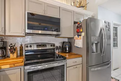 2538 SE Tropical East Circle, Port Saint Lucie, FL 34952 - Photo 10