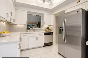 10884 Waterberry Ct, Boca Raton, FL 33498 - Photo 10