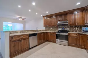 22954 Ironwedge Dr, Boca Raton, FL 33433 - Photo 2
