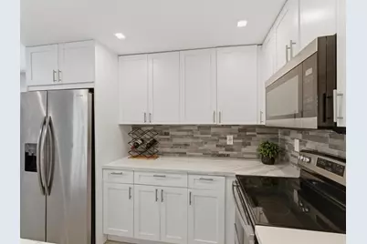 397 Burgundy I, Delray Beach, FL 33484 - Photo 4