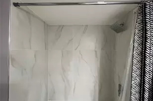 400 Palm Cir W, Pembroke Pines, FL 33025 - Photo 8