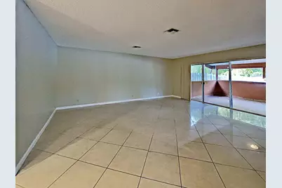 10101 SW 9th Lane, Pembroke Pines, FL 33025 - Photo 4