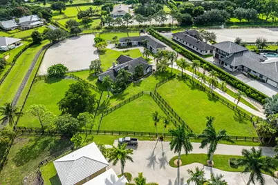 2080 Canter Way, Wellington, FL 33414 - Photo 12