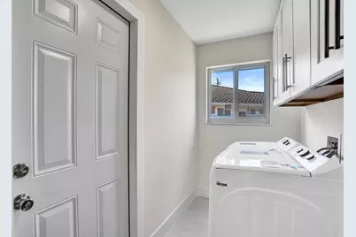 2881 NW 98th Way, Coral Springs, FL 33065 - Photo 52