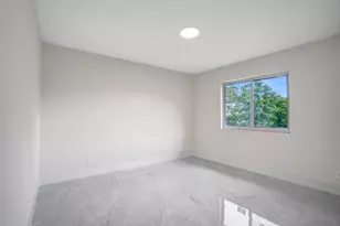 2881 NW 98th Way, Coral Springs, FL 33065 - Photo 20