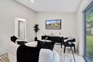 2881 NW 98th Way, Coral Springs, FL 33065 - Photo 12