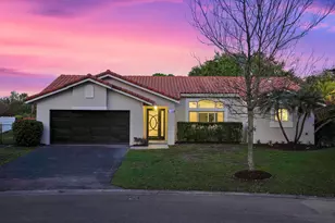2881 NW 98th Way, Coral Springs, FL 33065 - Photo 4