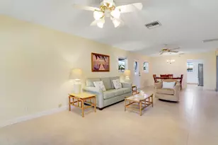 129 Mockingbird Ln, Delray Beach, FL 33445 - Photo 14