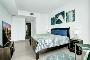 2641 N Flamingo Rd, Sunrise, FL 33323 - Photo 8