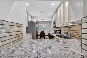 41 Stratford Ln W, Boynton Beach, FL 33436 - Photo 20