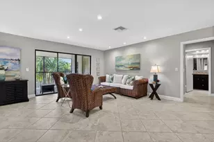 41 Stratford Ln W, Boynton Beach, FL 33436 - Photo 10