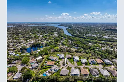 134 Shores Pointe Drive, Jupiter, FL 33458 - Photo 1