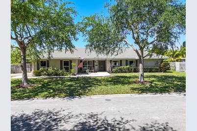 9901 NW 37th Street, Coral Springs, FL 33065 - Photo 2