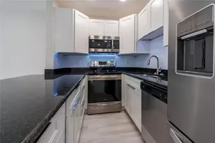 628 NE 8th Ave, Fort Lauderdale, FL 33304 - Photo 8