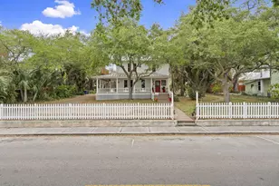 419 N 2nd St, Fort Pierce, FL 34950 - Photo 8