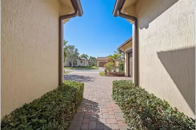 8127 NW 115th Way, Parkland, FL 33076 - Photo 8
