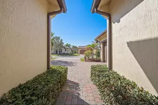 8127 NW 115th Way, Parkland, FL 33076 - Photo 8