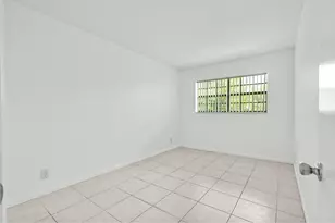 1499 NW 15th Ave, Boca Raton, FL 33486 - Photo 2