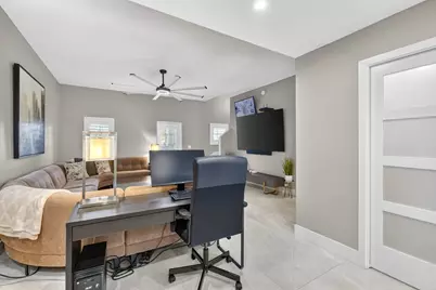 724 SW 1st Avenue, Pompano Beach, FL 33060 - Photo 20