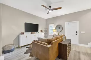 724 SW 1st Ave, Pompano Beach, FL 33060 - Photo 6