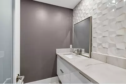 724 SW 1st Avenue, Pompano Beach, FL 33060 - Photo 18