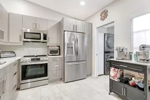 8112 Windgate Dr, Boca Raton, FL 33496 - Photo 24