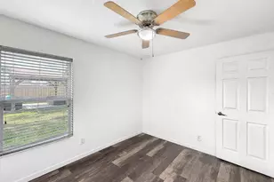 1526 SW Dycus Ave, Port Saint Lucie, FL 34953 - Photo 16