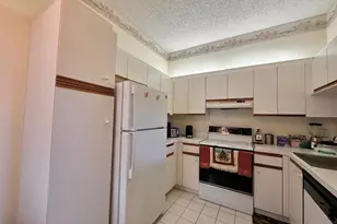 5406 Firenze Dr, Boynton Beach, FL 33437 - Photo 10