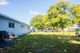 2710 NW 24th Ave, Oakland Park, FL 33311 - Photo 24