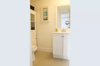 1830 Embassy Drive #123, West Palm Beach, FL 33401 - Photo 16