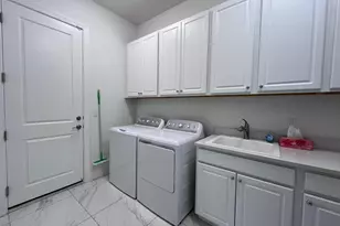 5663 St Armands Way, The Acreage, FL 33470 - Photo 20