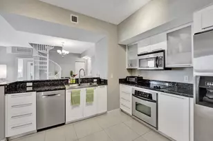 225 NE 1st St, Delray Beach, FL 33444 - Photo 8
