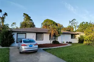 77 Cardinal Dr, North Fort Myers, FL 33917 - Photo 1