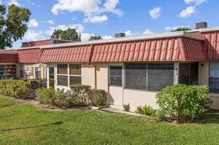 811 Salem Ln, Greenacres, FL 33467 - Photo 4