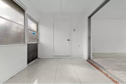 811 Salem Lane, Greenacres, FL 33467 - Photo 16