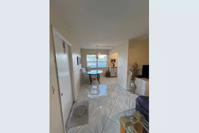 43 Fanshaw B, Boca Raton, FL 33434 - Photo 2