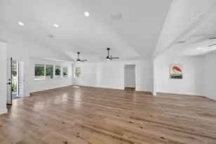 2366 SE Country Club Ln, Stuart, FL 34996 - Photo 28