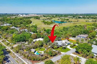 2366 SE Country Club Ln, Stuart, FL 34996 - Photo 10