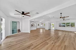 2366 SE Country Club Ln, Stuart, FL 34996 - Photo 34