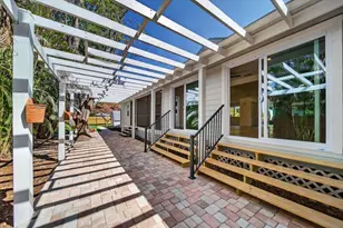 2366 SE Country Club Ln, Stuart, FL 34996 - Photo 38