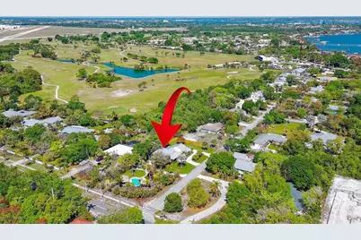 2366 SE Country Club Lane, Stuart, FL 34996 - Photo 10